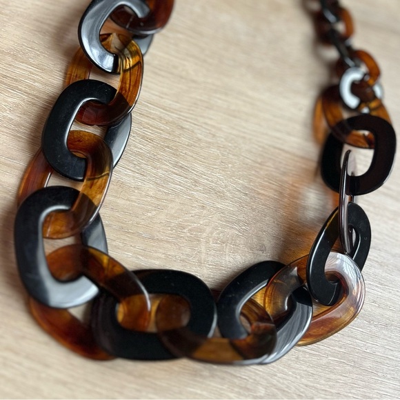 Brown Acrylic Lucite Chain Statement Necklace Boho Classic Fashion Chunky - Picture 2 of 2